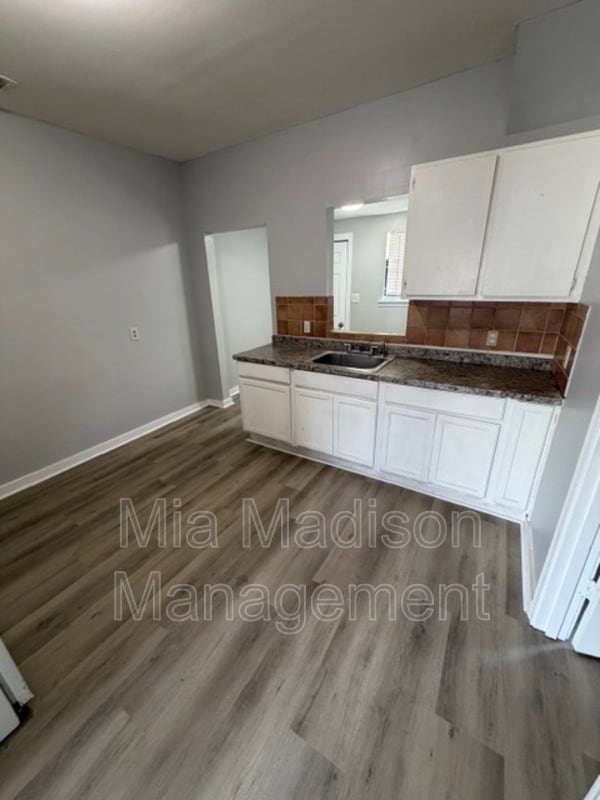 Foto del edificio - 1421 Richards St