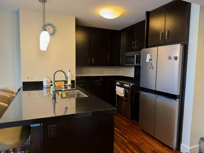 Foto del edificio - 1189 Waimanu St