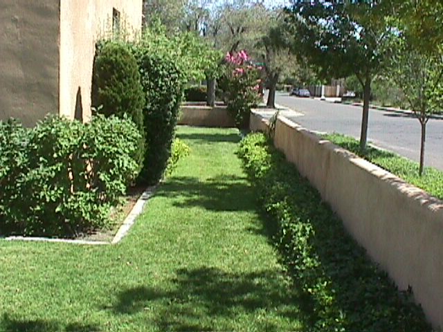 Foto del edificio - 401 Hermosa Dr NE