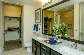 Foto del edificio - 909 Town and Country Blvd