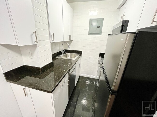 Building Photo - WEST 55 STREET