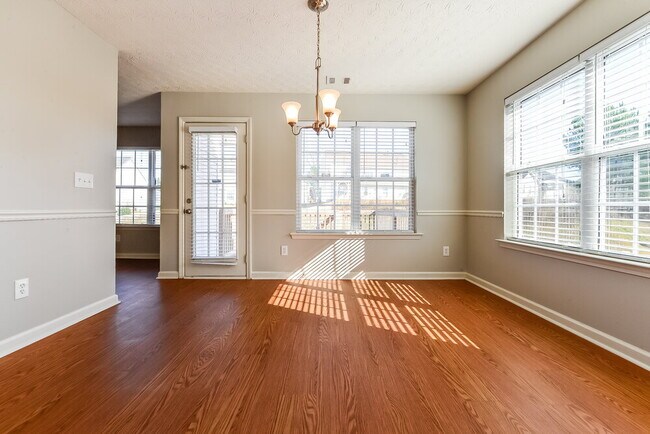 Building Photo - 965 Durham Way