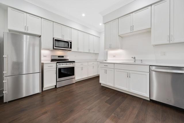 Foto principal - 653 W Wrightwood Ave