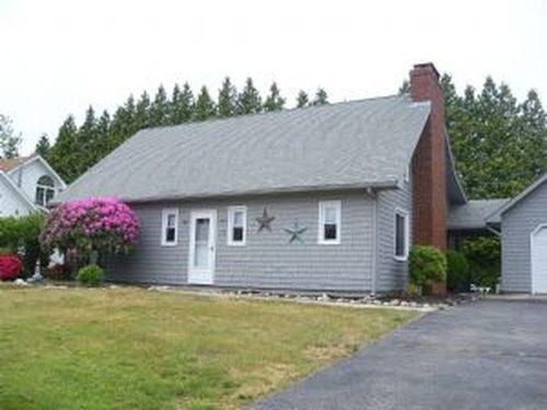Primary Photo - 15 Kingston Ln