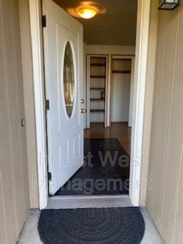 Building Photo - 1411 SE Blairmont Dr