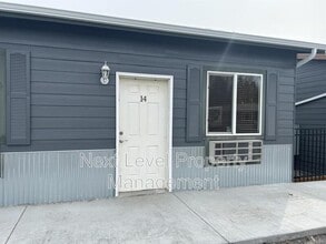Building Photo - 1730 Montana Hwy 35