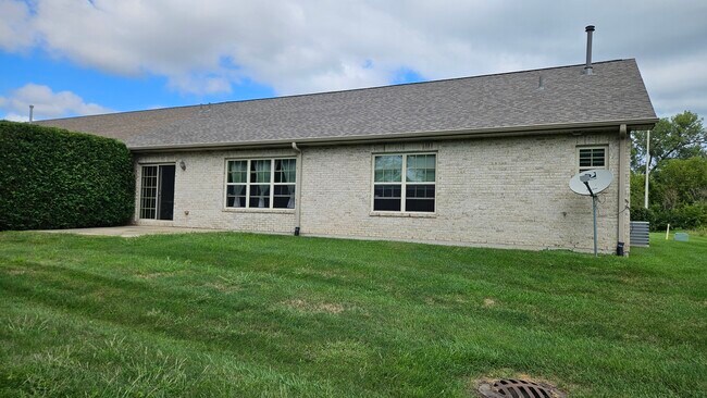 Foto del edificio - 801 Veterans Ln