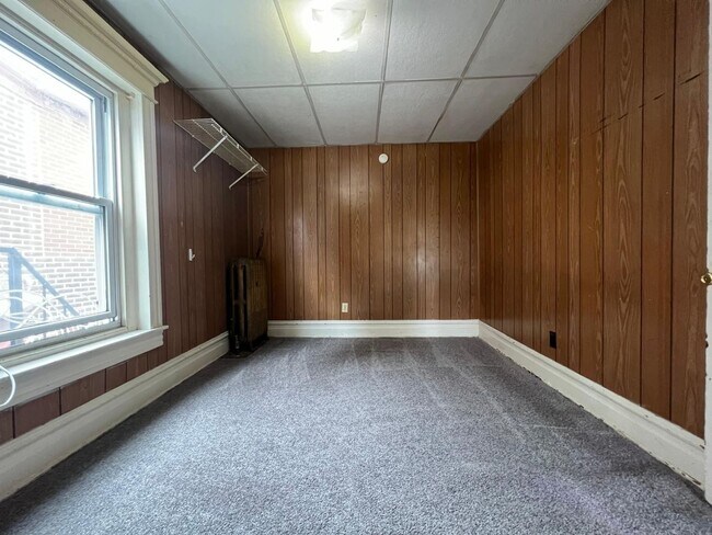 Foto del edificio - Newly-Updated Two Bedroom Apartment