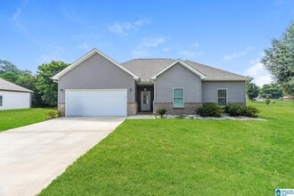 Building Photo - 135 Wolf Ln