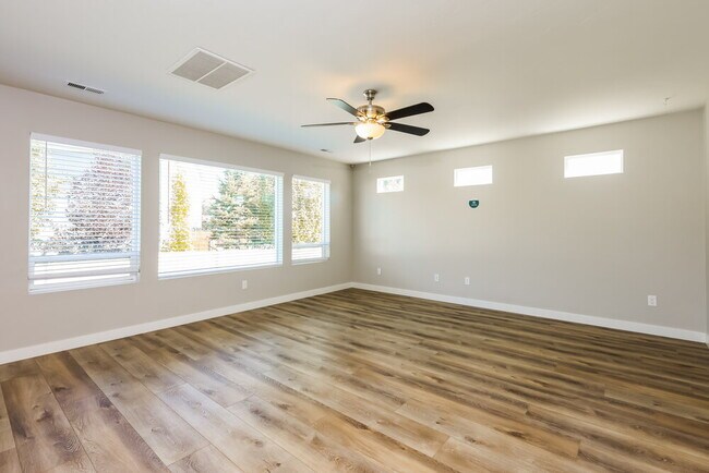 Foto del edificio - 3448 W Oak Crest Dr