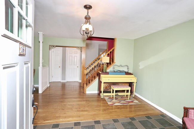 Building Photo - 16 Gerke Ave