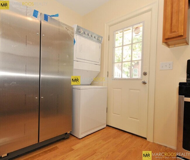 Foto del edificio - 33 Pratt St