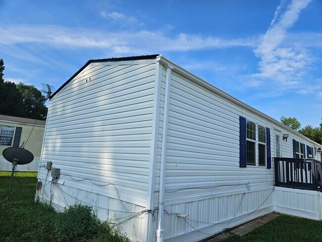 Foto del edificio - 71 Lynnwood Cir