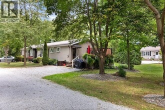 Building Photo - 275 HERITAGE 8