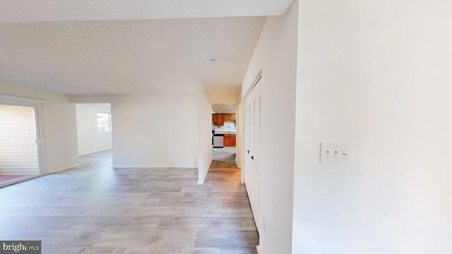Building Photo - 7197 Cimarron Ct