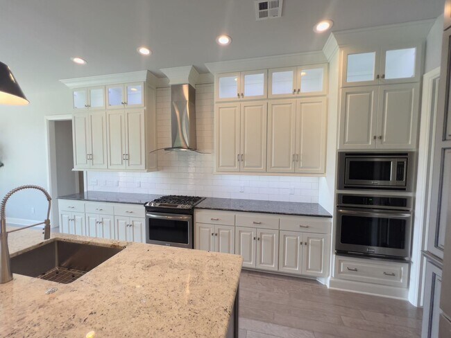 Foto del edificio - Waterfront Gem in Edmond!