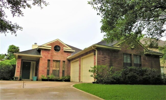 Building Photo - 4615 Leicester Way