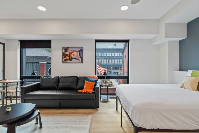 Foto del edificio - 423 E Michigan St