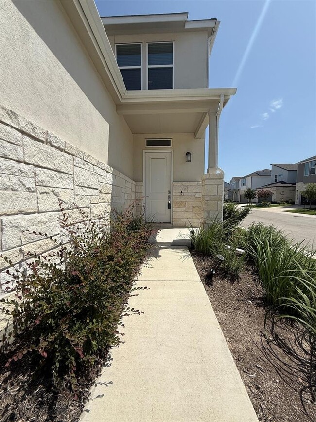 Building Photo - 2200 Grenache Dr