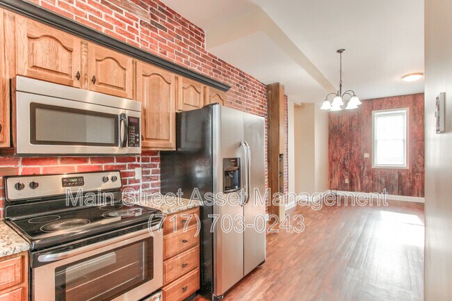 Building Photo - 21 Sprecher Rd