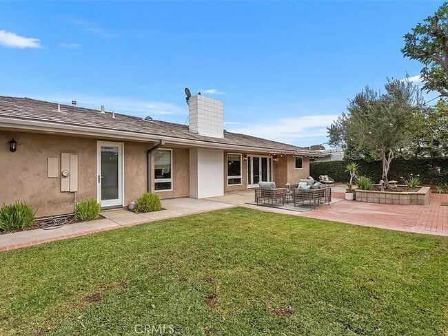 Building Photo - 1015 Nottingham Rd