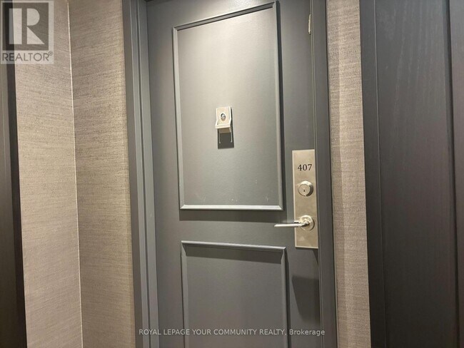 Photo du bâtiment - 7460-7460 Bathurst St