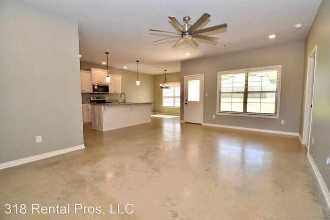 Foto del edificio - 3 br, 2 bath House - 102 Meadows Drive