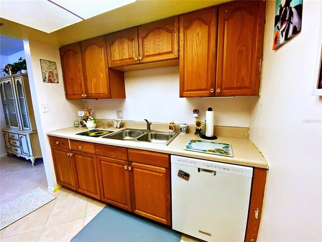 Foto del edificio - 617 N Keene Rd