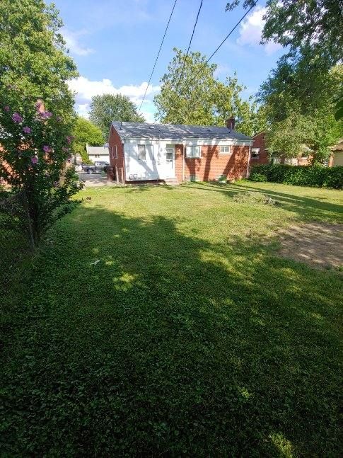 Building Photo - Inkster 2-3 bdrm home w/basement
