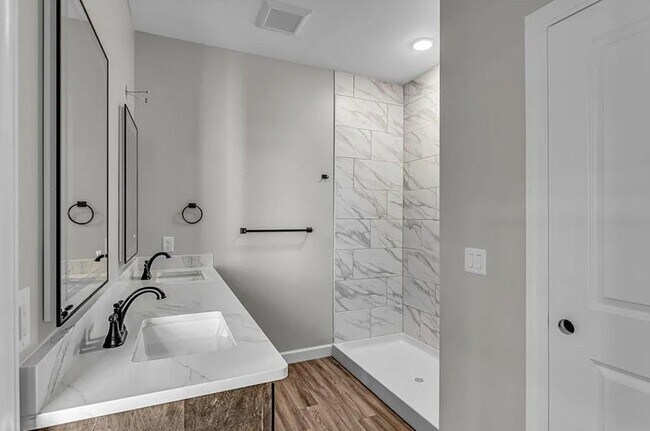 Foto del edificio - 2620 E 26th Ct