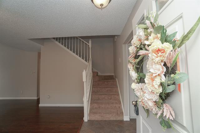 Building Photo - 1380 Chinaberry Dr