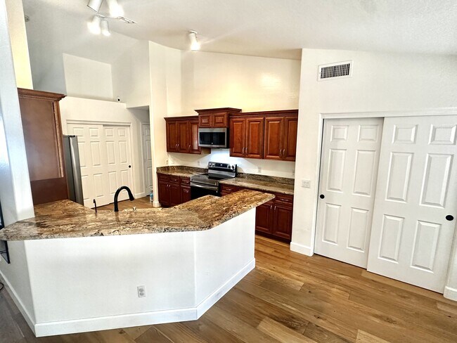 Foto del edificio - 723 W Leah Ct