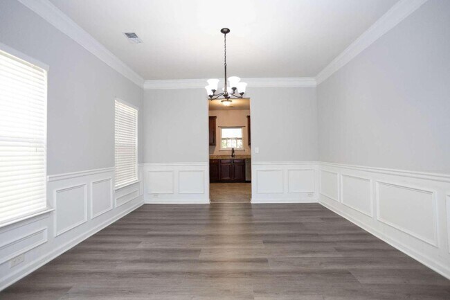 Building Photo - 4480 Ambassador Way