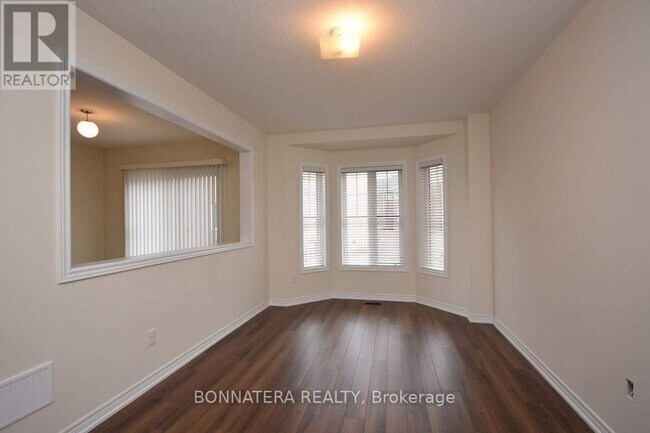 Building Photo - 462 Terrace Wy