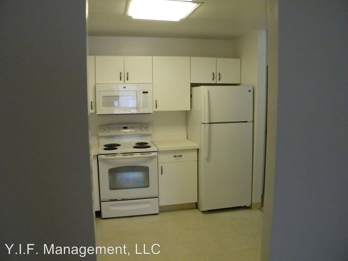 14 Heron St, West Roxbury, MA 02132 Condo for Rent in West Roxbury