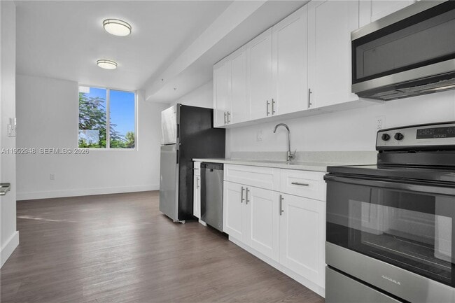 Foto del edificio - 1620 NW 18th St