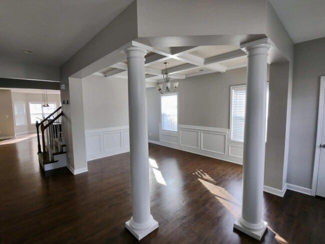 Building Photo - 1525 Gallant Fox Ct