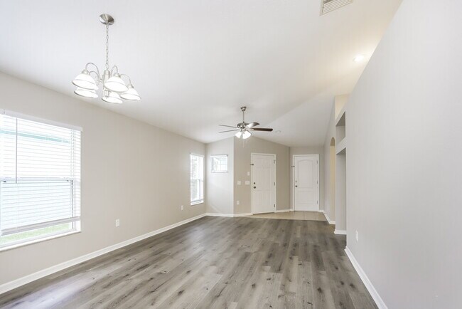 Building Photo - 12710 Evington Point Dr