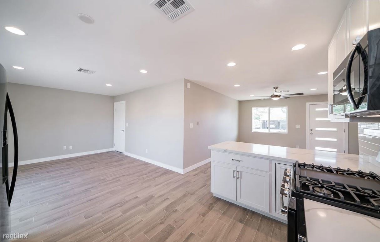 Primary Photo - 4 br, 2 bath House - 1710 N Oleander St