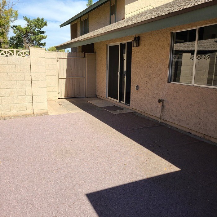 Primary Photo - 17805 N 45th Ave