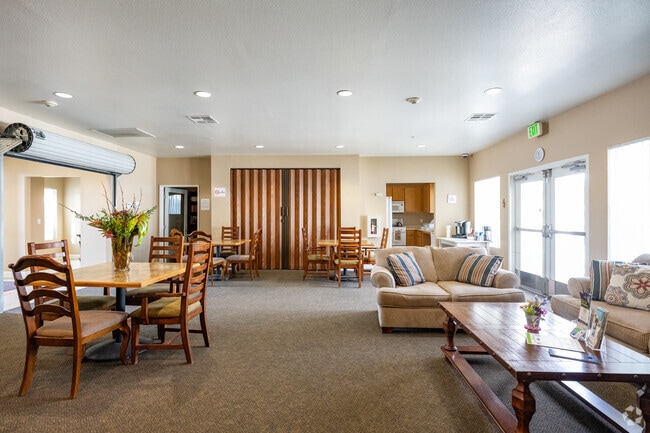 Clubhouse - Second Street Senior