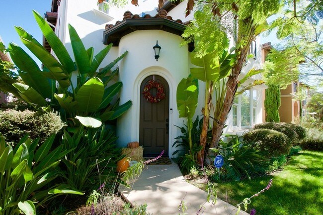 Foto del edificio - 8385 Parkside Crescent