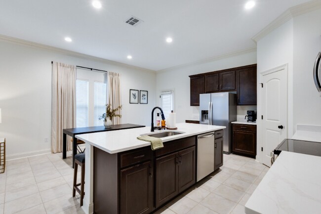 Foto del edificio - 113 Ridley Ln