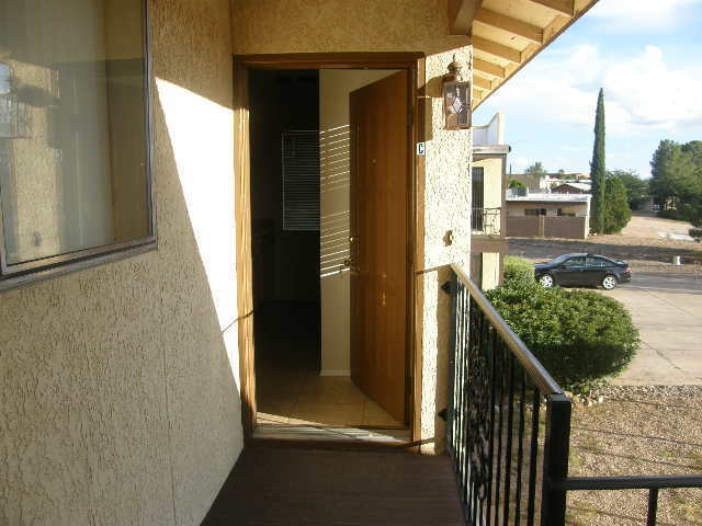 Foto del edificio - Available Rental