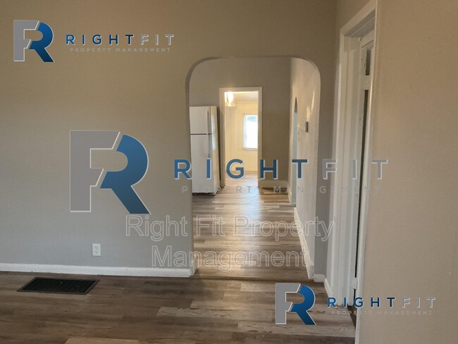 Foto del edificio - 809 Maple St