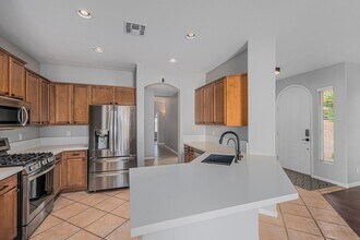 Building Photo - 2058 E Flint St