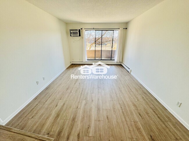 Foto del edificio - 7330 York Ave S