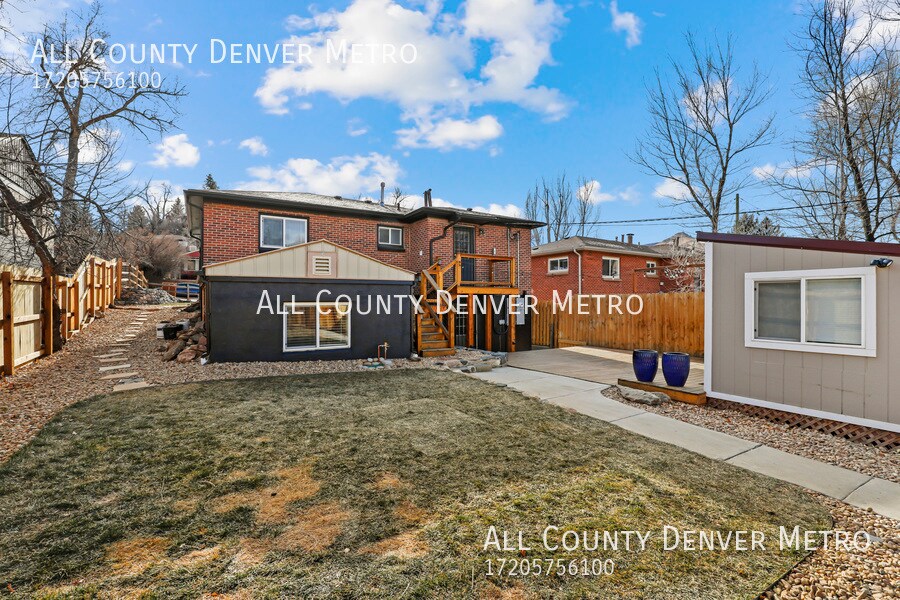 Lovely Condo Minutes From Downtown Golden! Condo for Rent in Golden