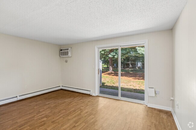 Spacious Living Room with private patio in back! - High Meadow