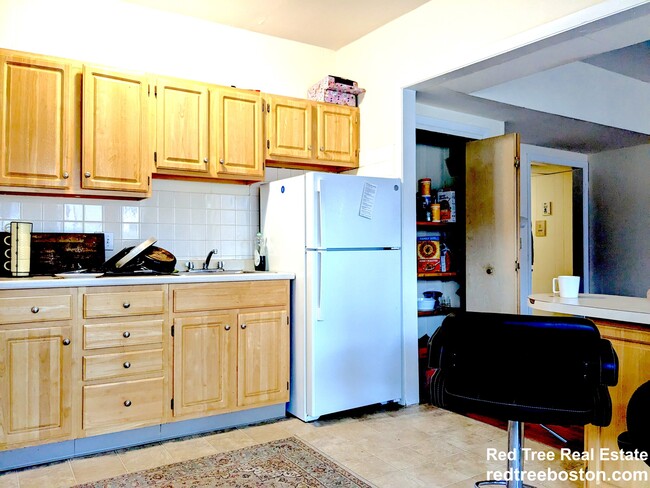 Photo - 1131 Commonwealth Ave Apartment